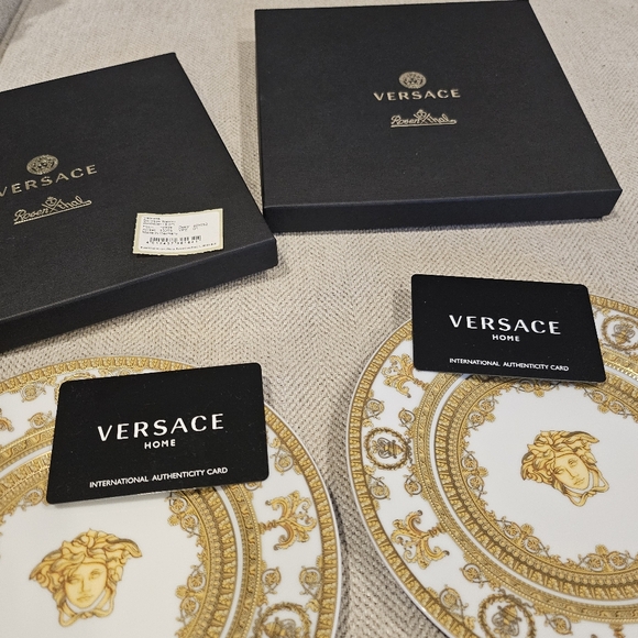 Versace Gold and White Dining Plates - Picture 11 of 15